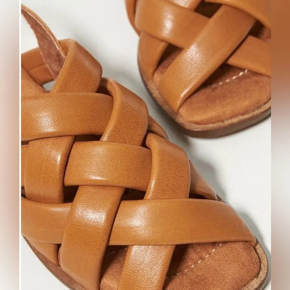 Kelsi Dagger | NEW! Brooklyn Turnstyle Sandals